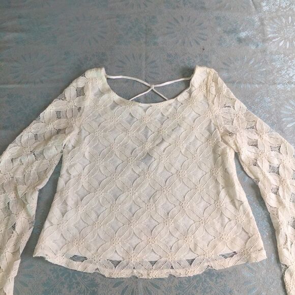 Wet Seal Lace covered cropped blouse size extra small NWOT - Picture 5 of 6